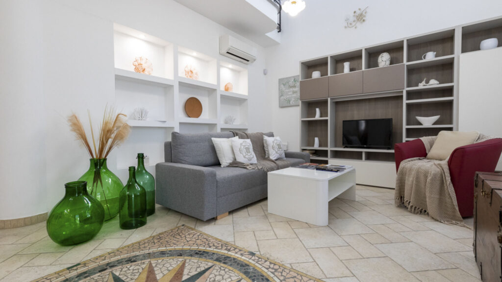 03_villa-del-colle-con-piscina-privata