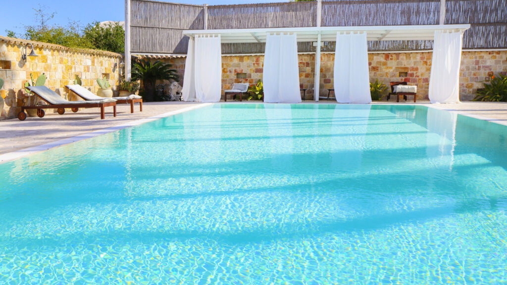 03_villa-erika-piscina-privata