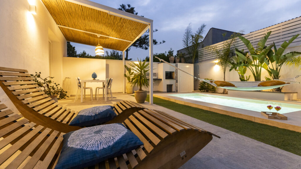 05_casa-un-tocco-di-blu-con-piscina-privata