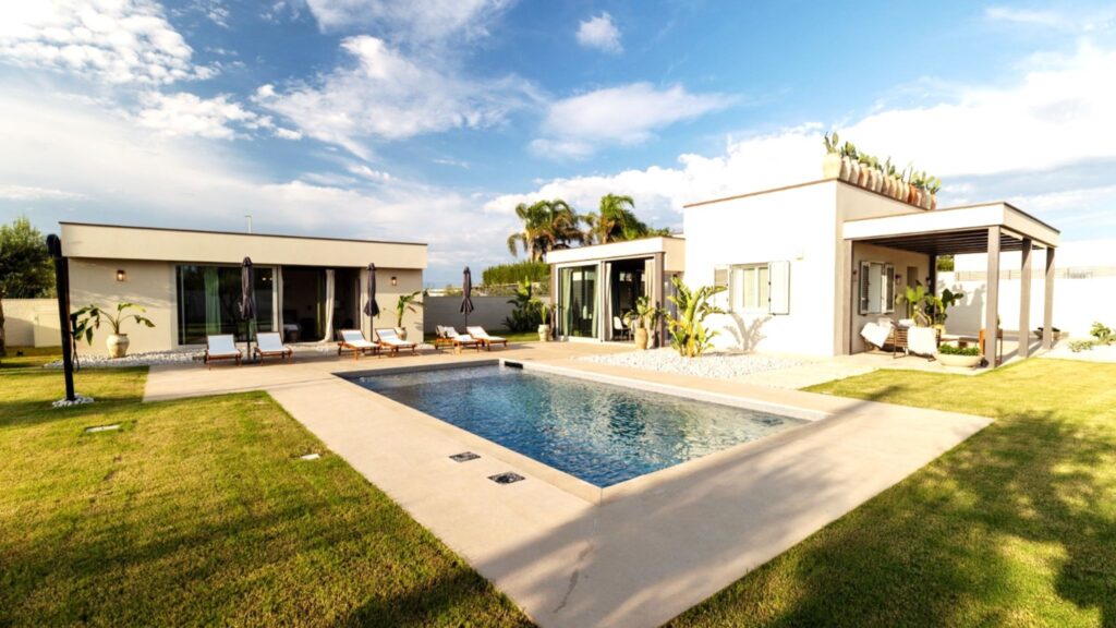 07_villa-olive-champagne-con-piscina-privata