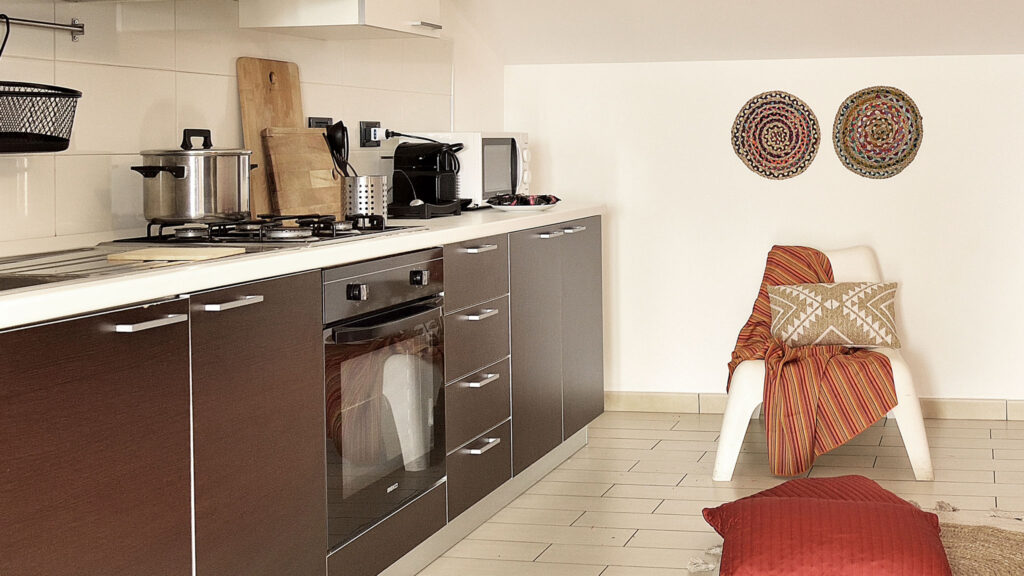 12_attico-vista-mare-e-piscina