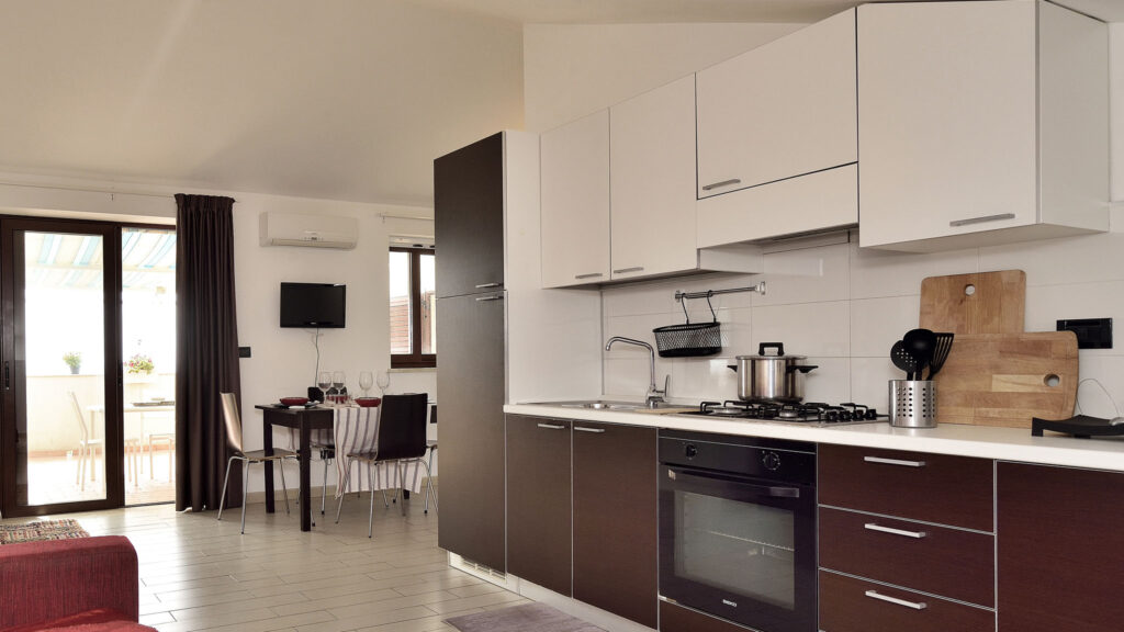 17_attico-vista-mare-e-piscina