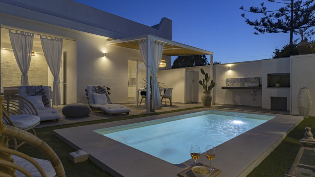 18_casa-un-tocco-di-blu-con-piscina-privata