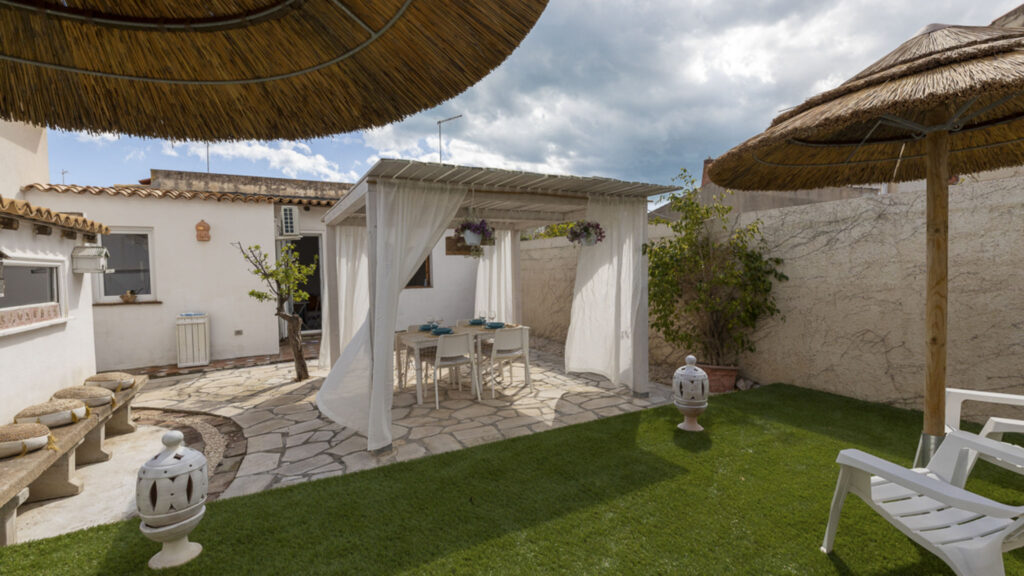 18_maison-bravè-a-due-passi-dal-mare