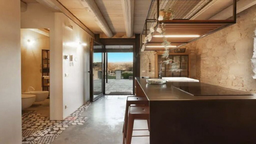 19_casale-del-mandorlo-piscina---jacuzzi-riscaldata