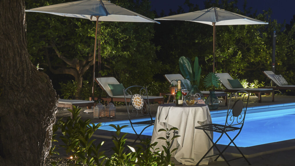 21_casa-dei-limoni-verde-con-piscina