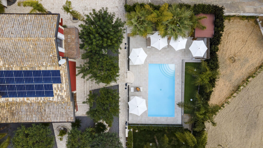 30_villa-del-colle-con-piscina-privata