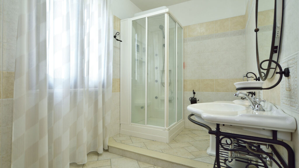 42_villa-del-colle-con-piscina-privata