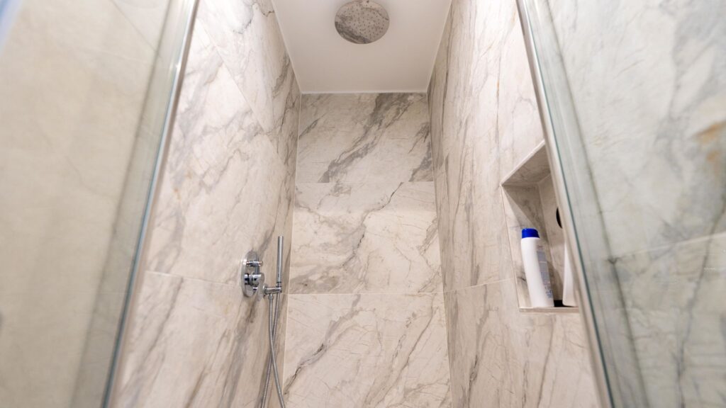 06_villa-aman-piscina-e-jacuzzi-riscaldata