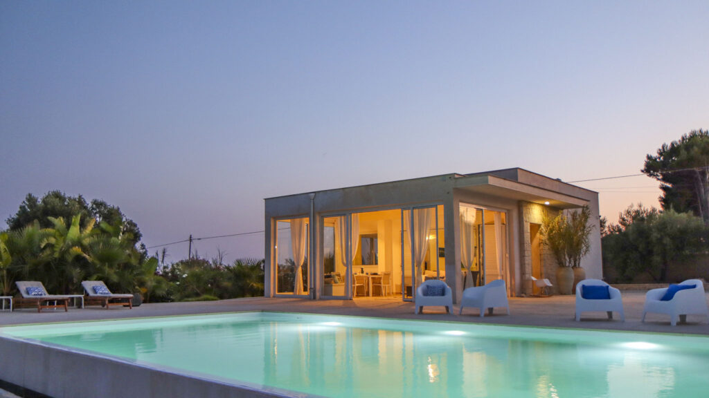 09_villa-gioie-della-vita-con-piscina-vista-mare