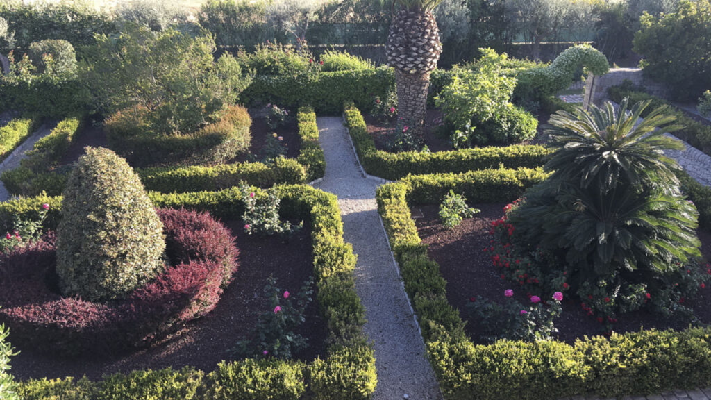 09_villa-scarlet-con-piscina-privata