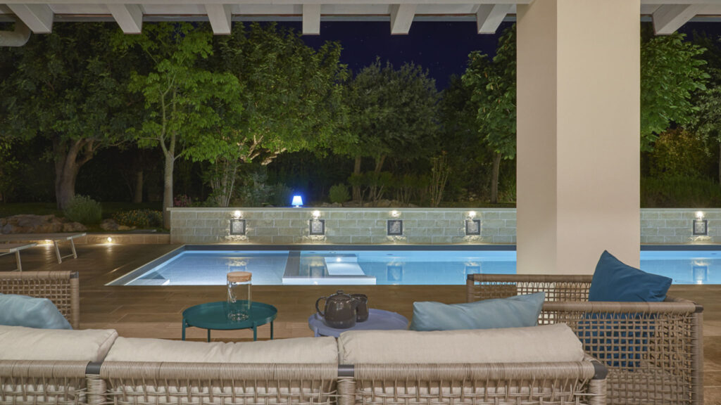 24_villa-scarlet-con-piscina-privata