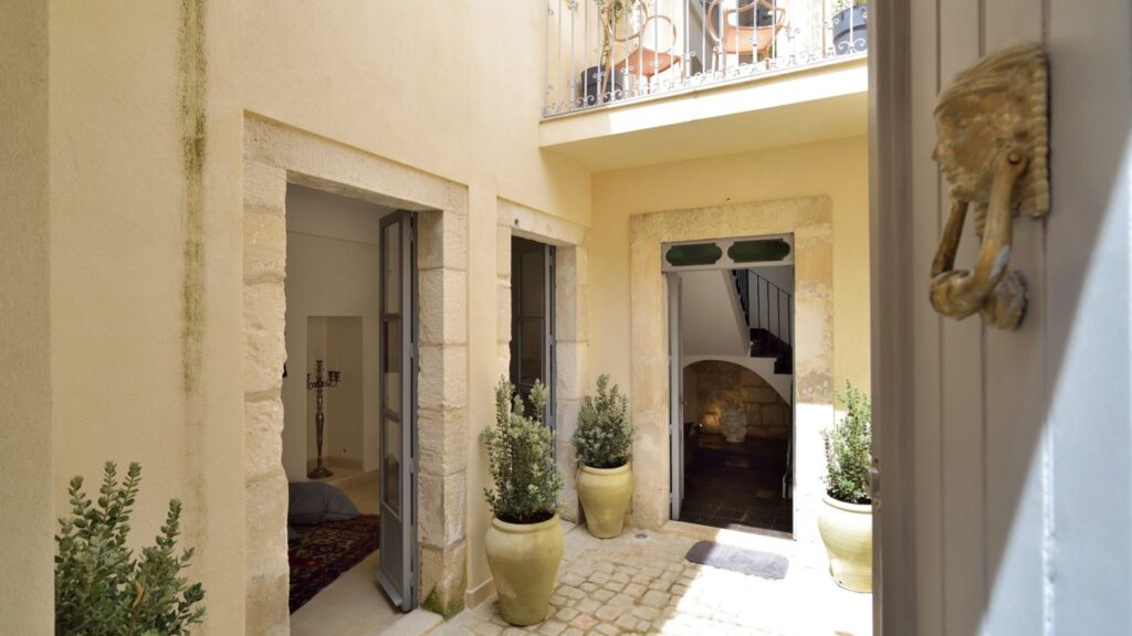 39_domus-sbirciò-modica