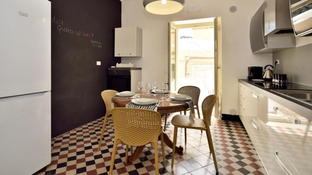 50_domus-sbirciò-modica